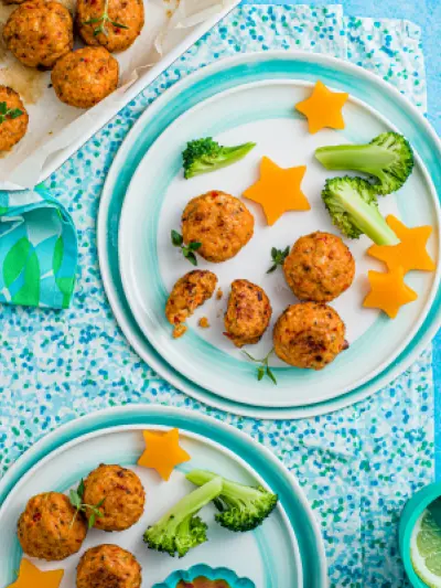 Топчиња со пилешко, јаболко и морков