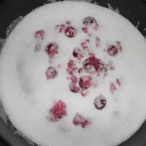 Домашно слатко од вишни марелици - 2