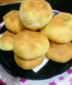 Пржени бухтли со јогурт - 3