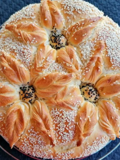 Погача со три цвета