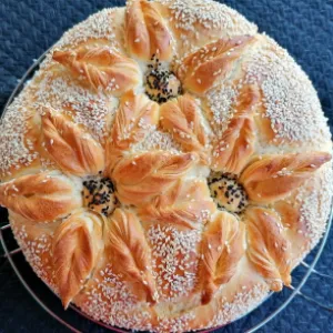 Погача со три цвета